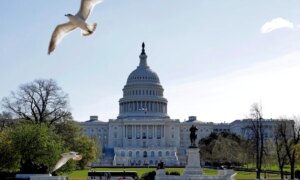 US House stemmer for å utvide midlertidig beskyttelse for haitiere i Trumps irettesettelse