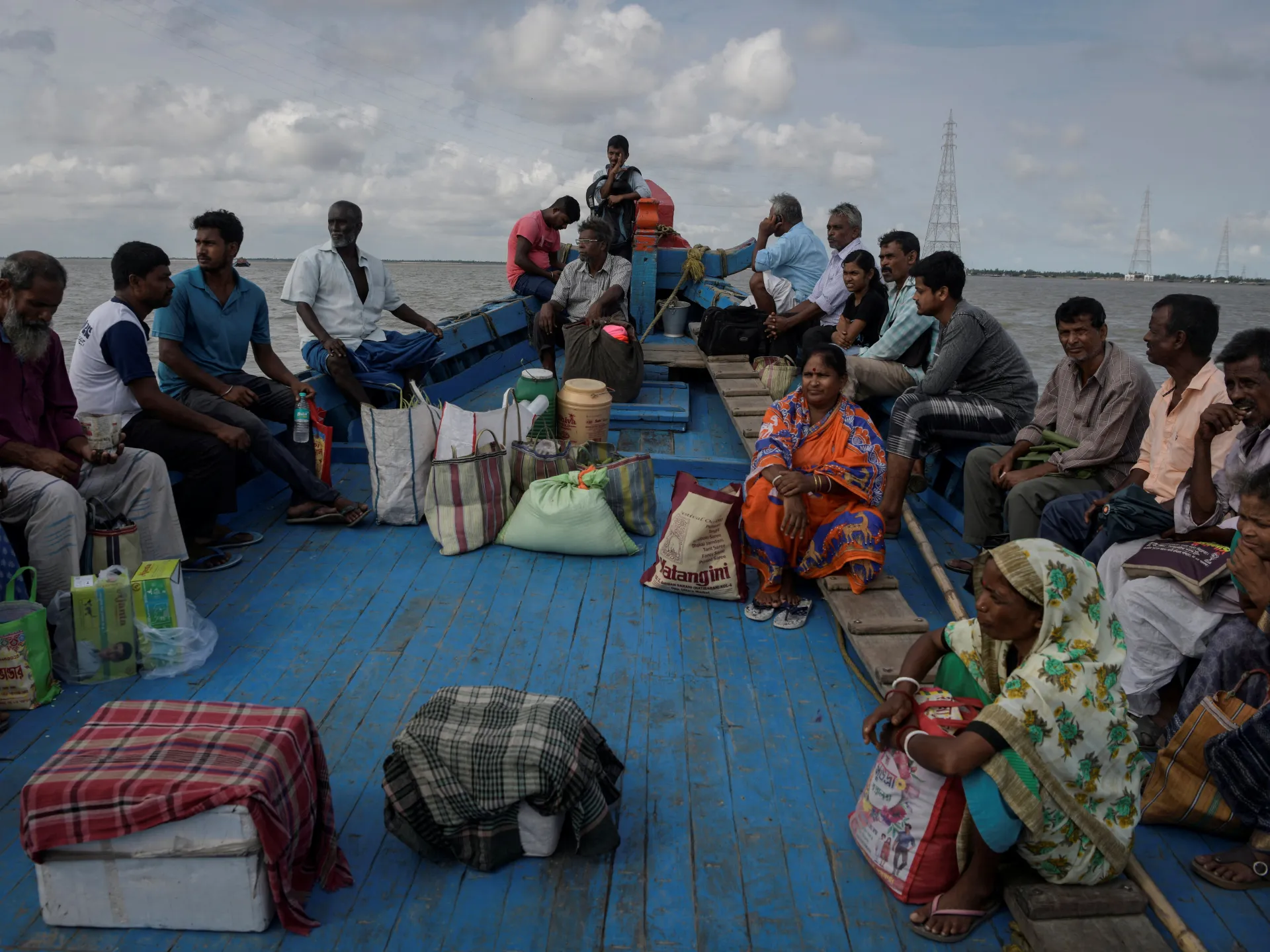 Hvorfor vender India seg til krokodiller og slanger for å "gjerde" Bangladesh-grensen?