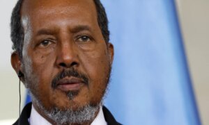 EU sikter mot Somalia med visumbegrensninger mens presidenten presser tilbake på returer