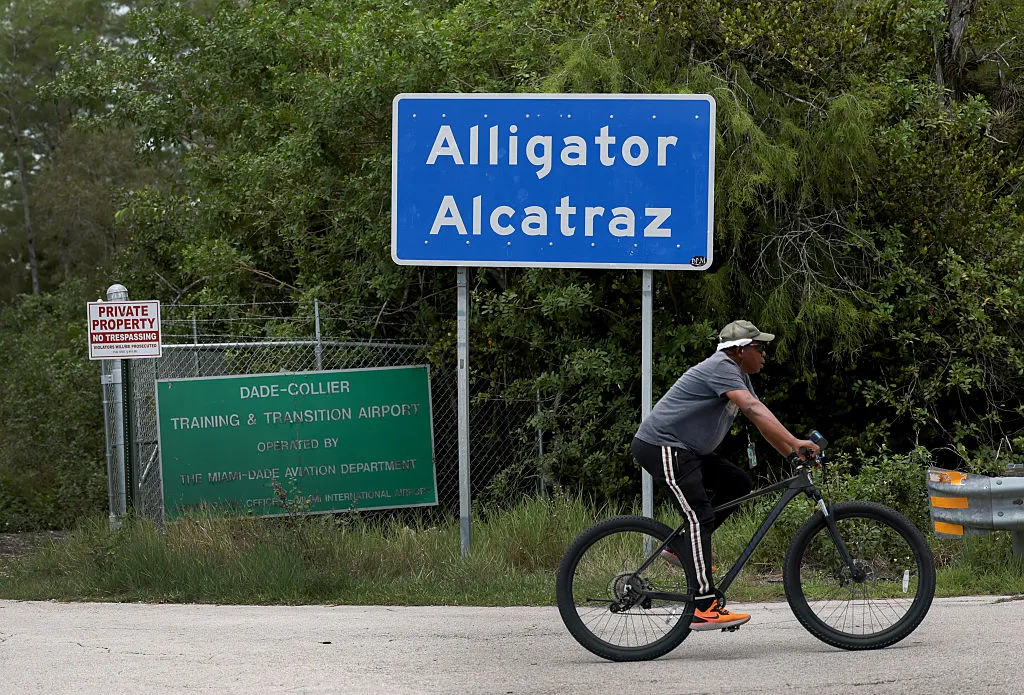 Alle internerte ved Alligator Alcatraz fjernet i forkant av orkansesongen