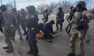 Amerikansk dommer blokkerer stevning av Trump-administrasjonen mot tjenestemenn i Minnesota