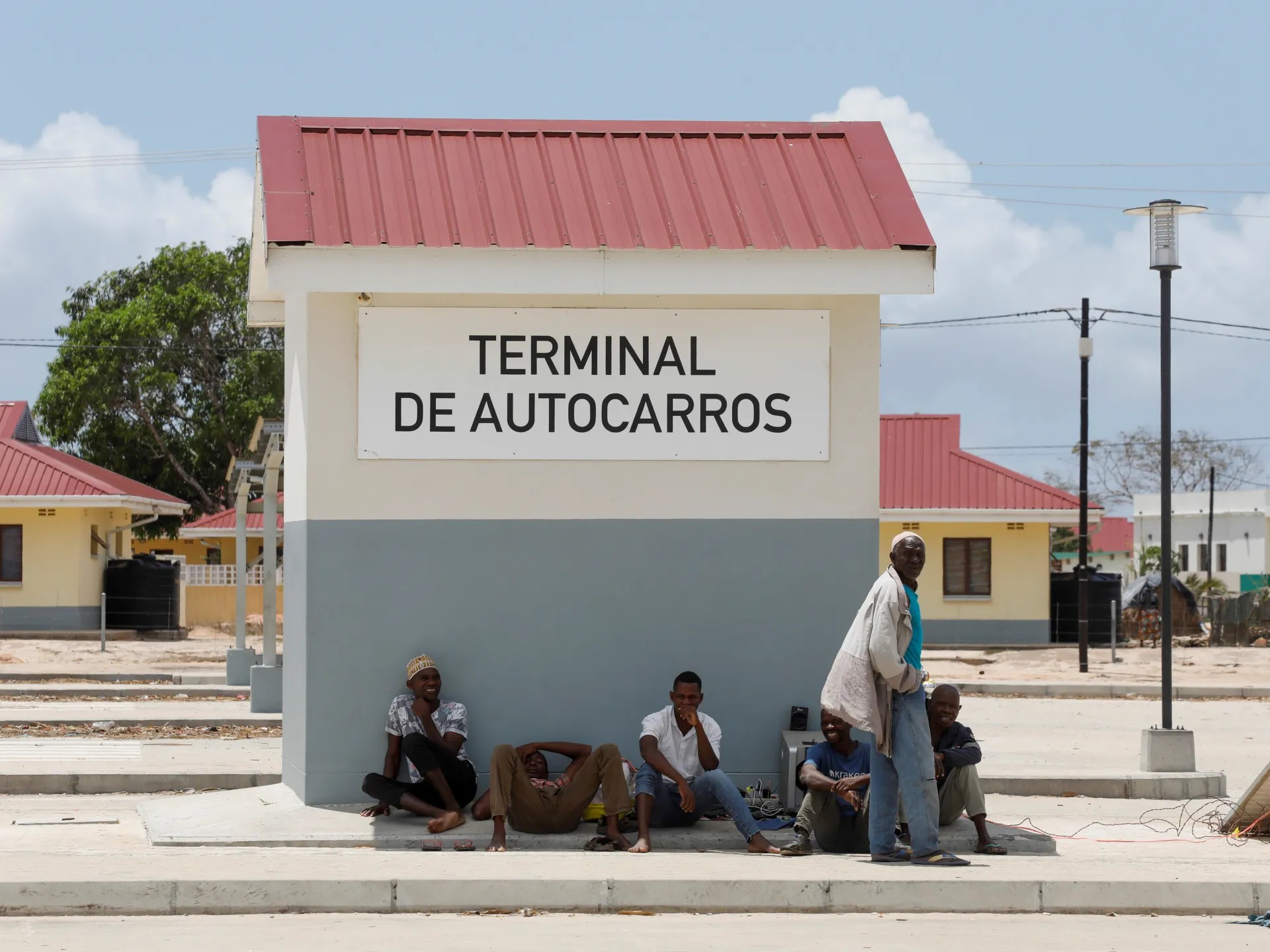 Hvorfor den økende volden i Nord-Mosambique forverrer fordrivelseskrisen