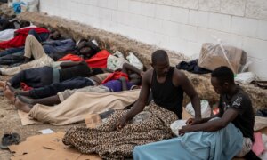 Spanias Sanchez sier Russland, Israel sprer desinformasjon om Ceuta-krisen