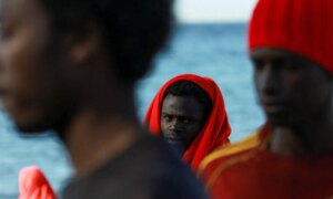 Migranter strandet i Ceuta håper på en bedre fremtid