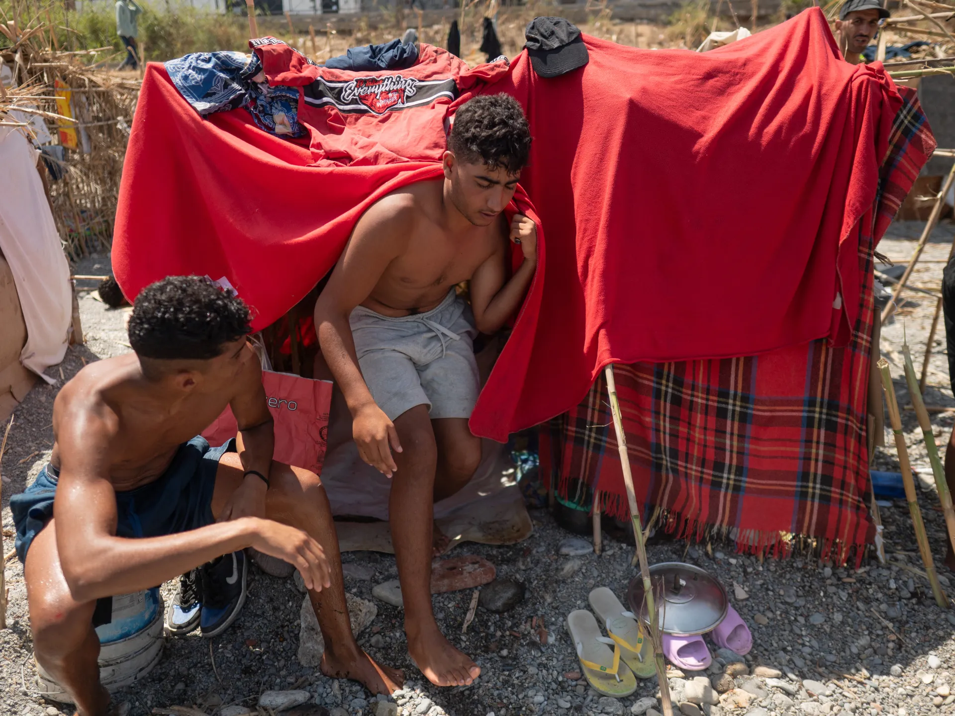 Spania ber om nødstøtte fra EU for Ceuta-migranter