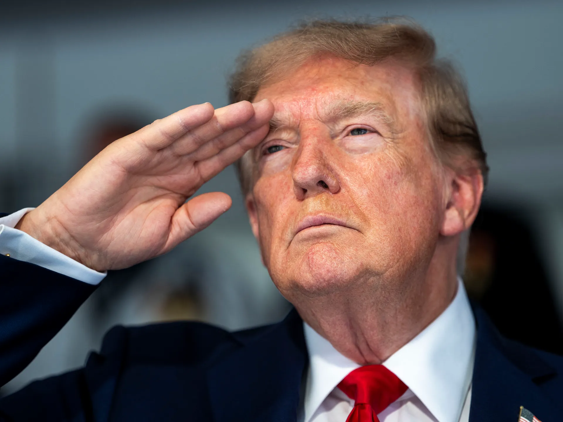 Trump-administrasjonen søker å formalisere H-1B-avgiften på mer enn $100 000