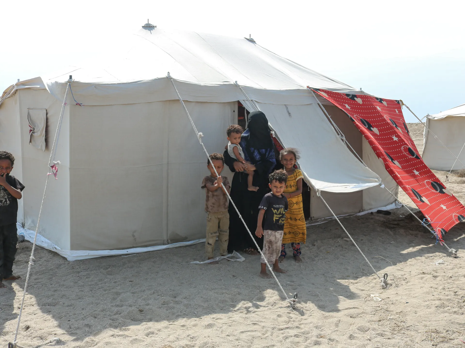 Mer enn 112 000 fordrevet av Jemen-kamper; tusenvis flykter til Djibouti