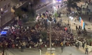 Politiet fjerner Ceuta-migranter fra strendene i den spanske enklaven