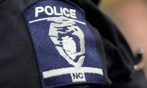 5 Charlotte Cops trekker seg etter at rasistiske tekster ble avslørt